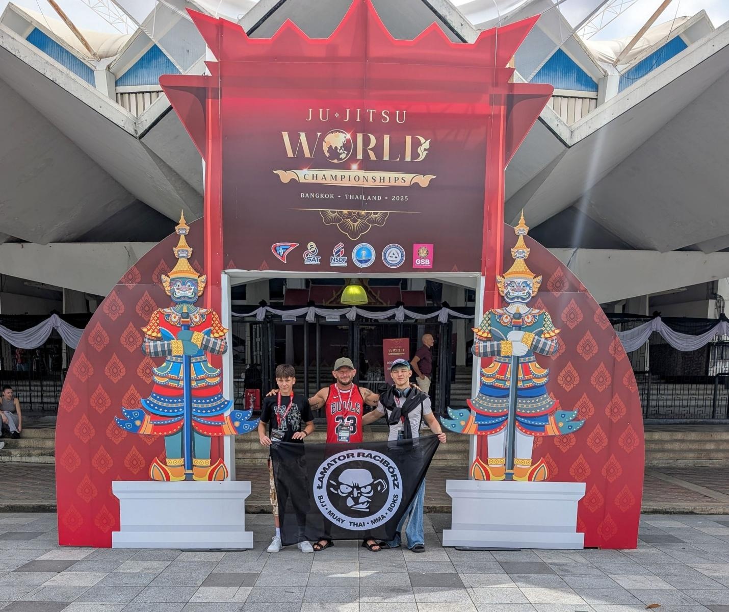 Zdjęcie w galerii na portalu naszraciborz.pl: Raciborzanie na Mistrzostwach Świata Ju-jitsu w Bangkoku wiadomości z regionu