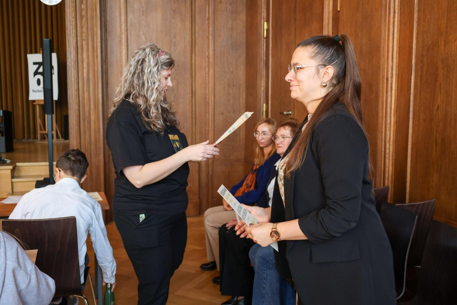 Zdjęcie w galerii na portalu naszraciborz.pl: Laboratorium Dwóch Umysłów - zmagania młodych chemików w ZSO nr 1 wiadomości z regionu