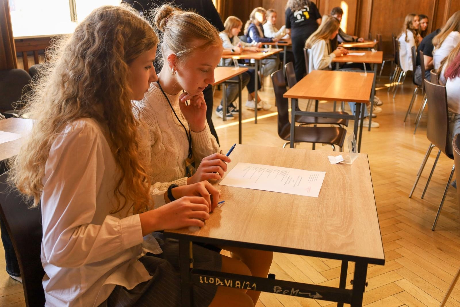 Zdjęcie w galerii na portalu naszraciborz.pl: Laboratorium Dwóch Umysłów - zmagania młodych chemików w ZSO nr 1 wiadomości z regionu