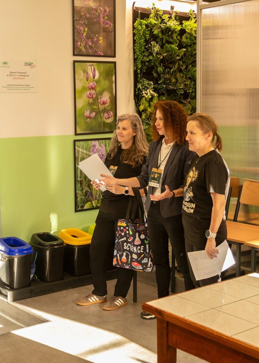 Zdjęcie w galerii na portalu naszraciborz.pl: Laboratorium Dwóch Umysłów - zmagania młodych chemików w ZSO nr 1 wiadomości z regionu