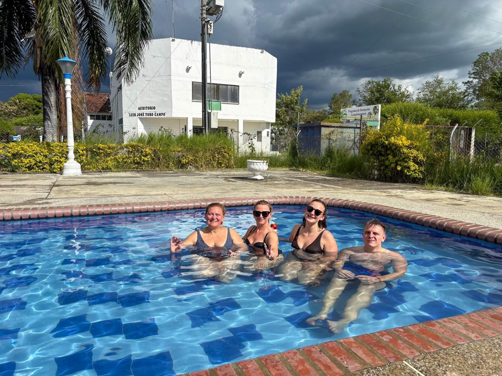 Zdjęcie w galerii na portalu naszraciborz.pl: Raciborzanie ze Źródła koncertowali w Ameryce Południowej wiadomości z regionu