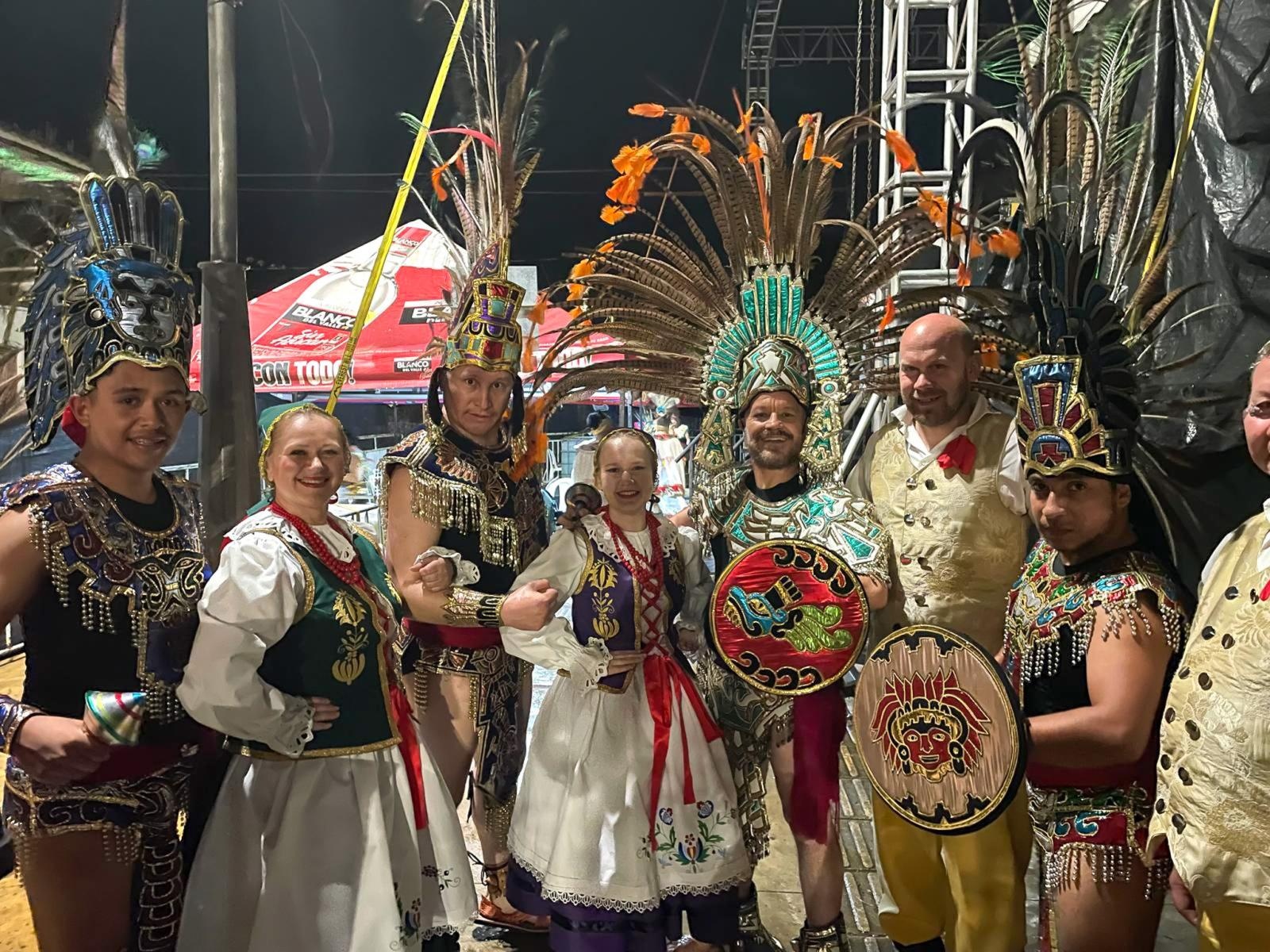 Zdjęcie w galerii na portalu naszraciborz.pl: Raciborzanie ze Źródła koncertowali w Ameryce Południowej wiadomości z regionu