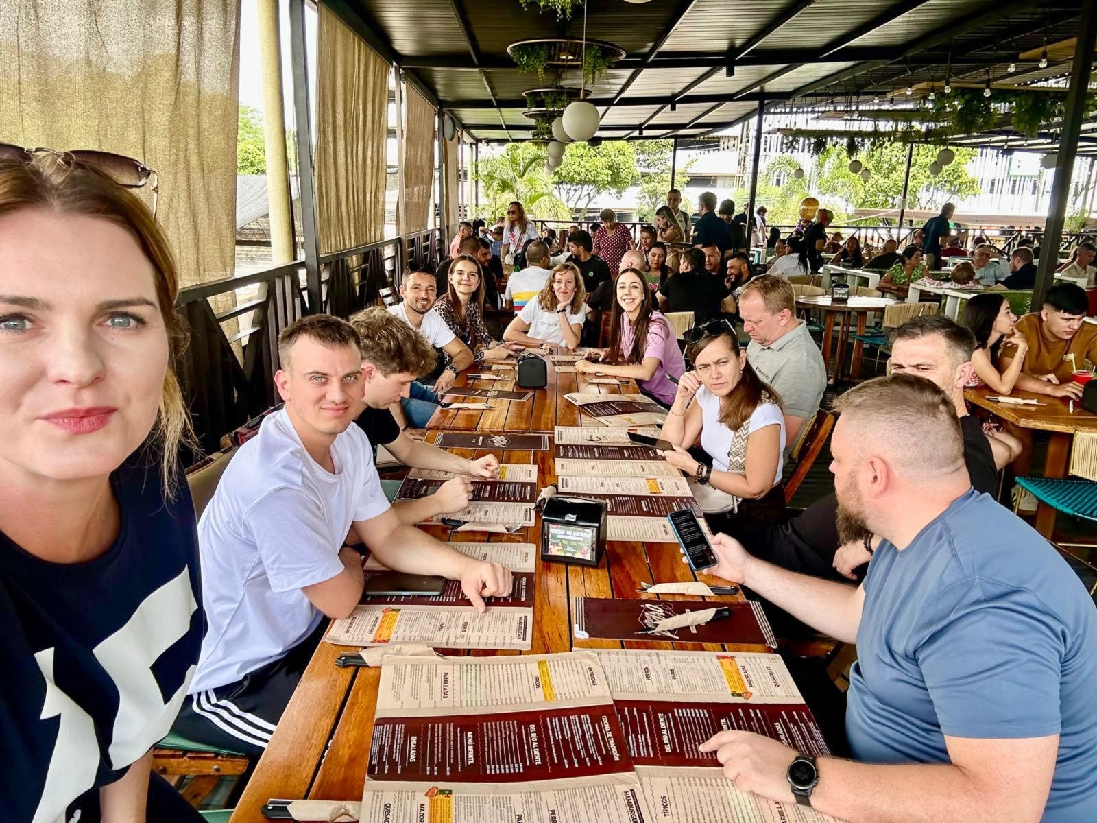 Zdjęcie w galerii na portalu naszraciborz.pl: Raciborzanie ze Źródła koncertowali w Ameryce Południowej wiadomości z regionu