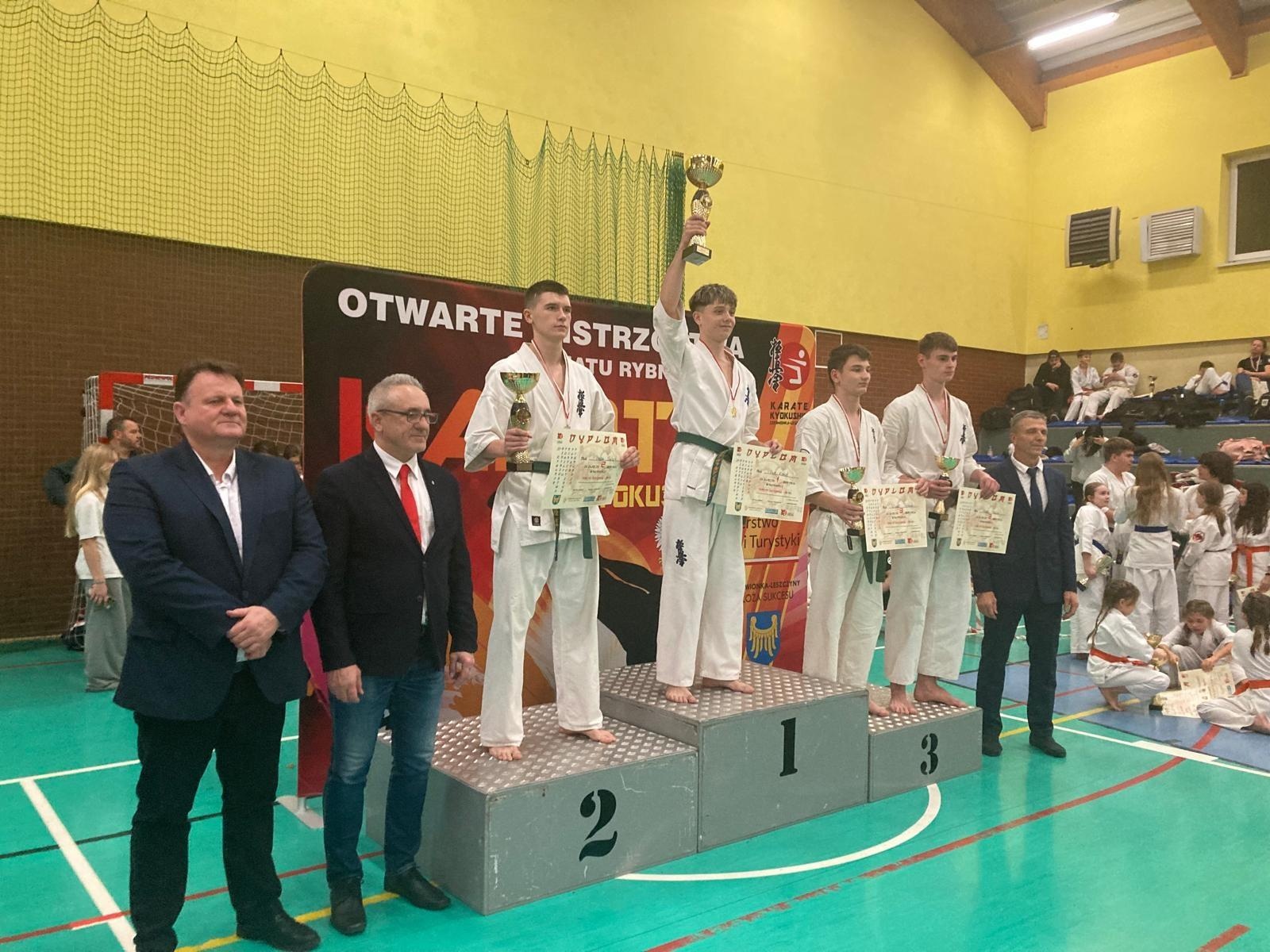 Zdjęcie w galerii na portalu naszraciborz.pl: Kolejne sukcesy raciborskich karateków wiadomości z regionu
