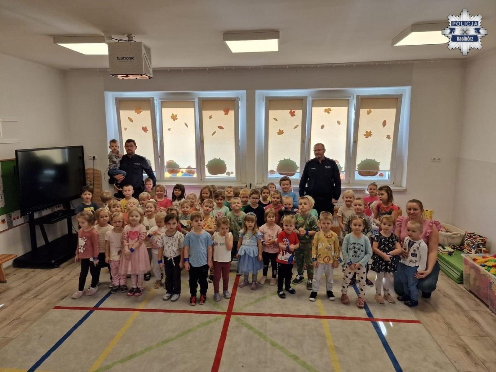 Zdjęcie w galerii na portalu naszraciborz.pl: O bezpieczeństwie w przedszkolu w Rudach wiadomości z regionu