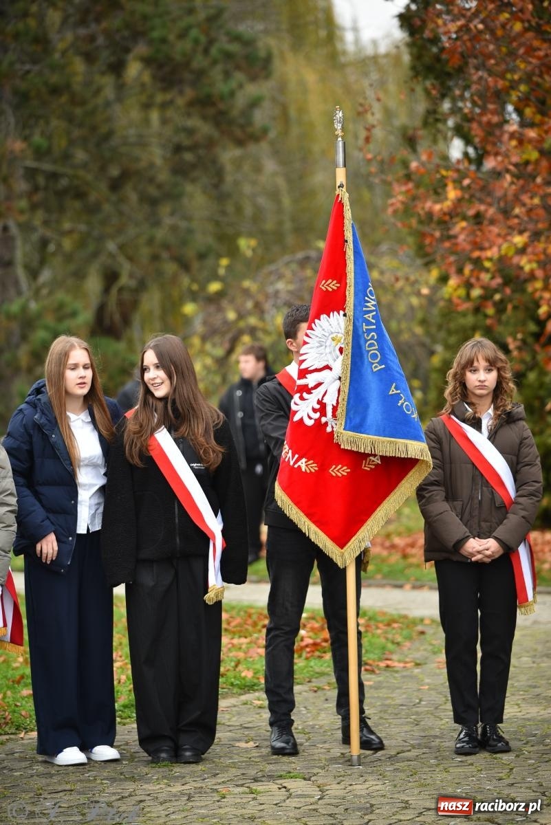 Zdjęcie w galerii na portalu naszraciborz.pl: Narodowe Święto Niepodległości w Raciborzu [FOTO i WIDEO] wiadomości z regionu
