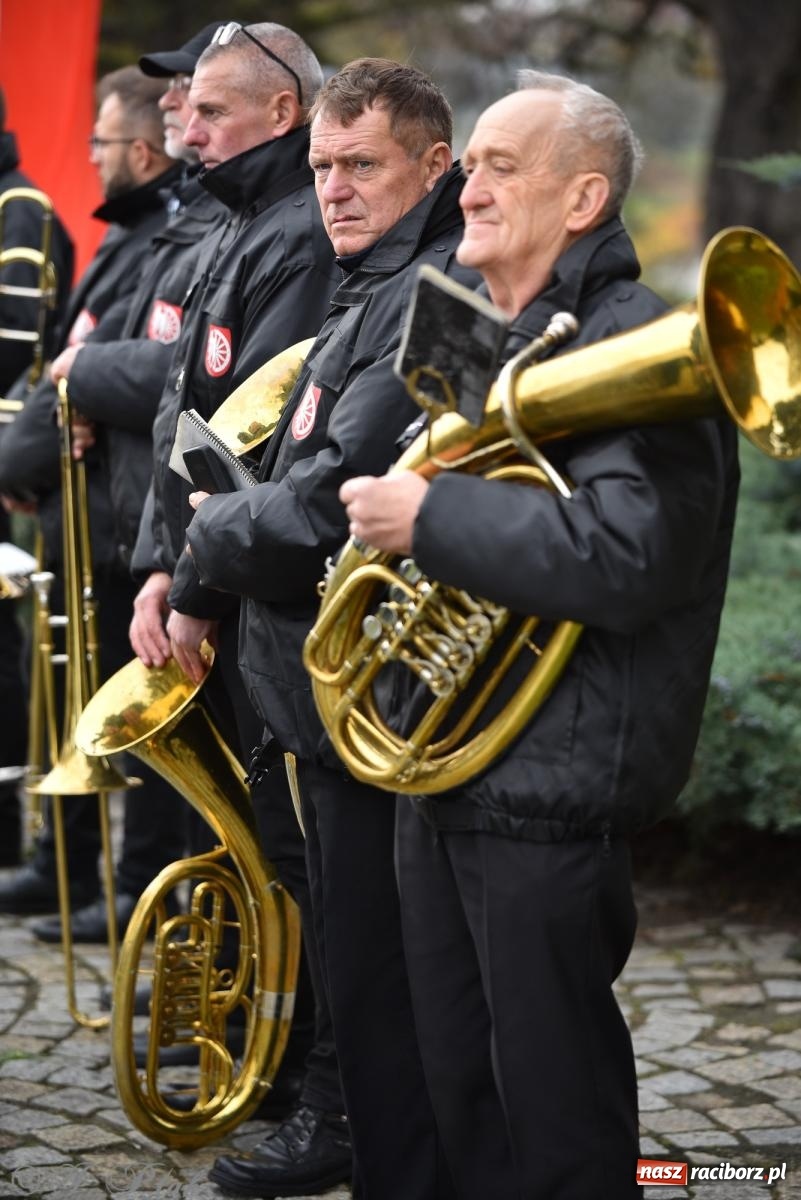 Zdjęcie w galerii na portalu naszraciborz.pl: Narodowe Święto Niepodległości w Raciborzu [FOTO i WIDEO] wiadomości z regionu