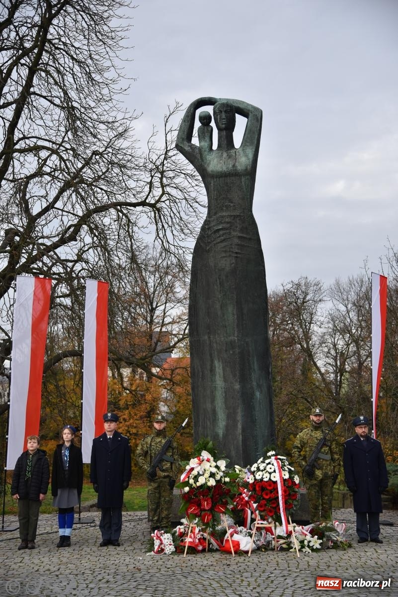 Zdjęcie w galerii na portalu naszraciborz.pl: Narodowe Święto Niepodległości w Raciborzu [FOTO i WIDEO] wiadomości z regionu