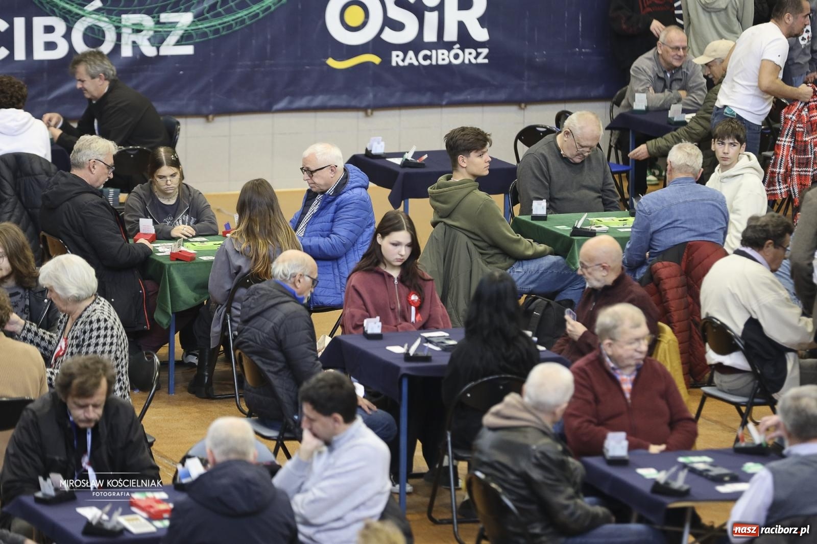 Zdjęcie w galerii na portalu naszraciborz.pl: Turniej brydżowy pamięci Edwarda Olbrota i Leszka Przygody w Raciborzu wiadomości z regionu