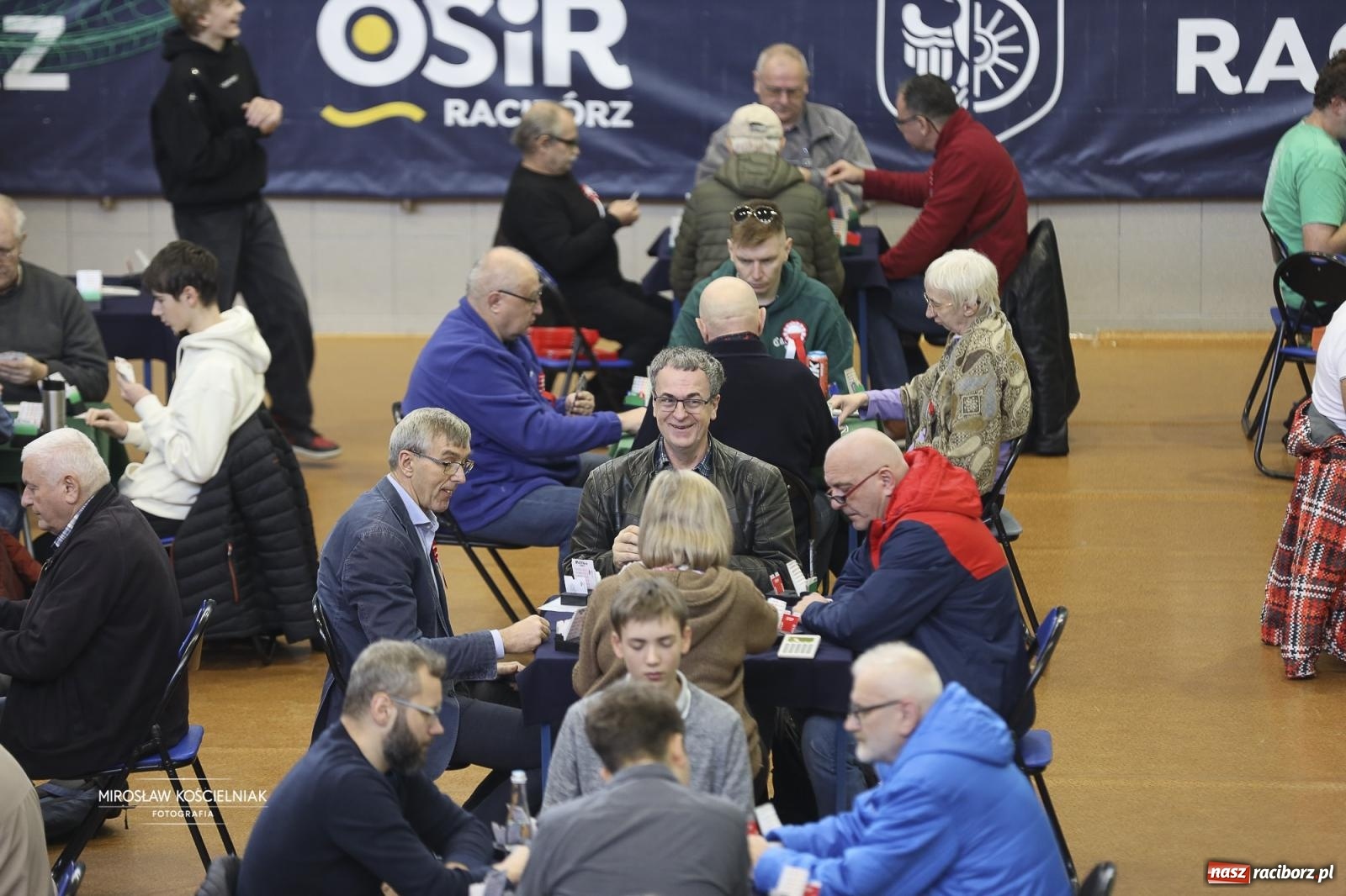 Zdjęcie w galerii na portalu naszraciborz.pl: Turniej brydżowy pamięci Edwarda Olbrota i Leszka Przygody w Raciborzu wiadomości z regionu