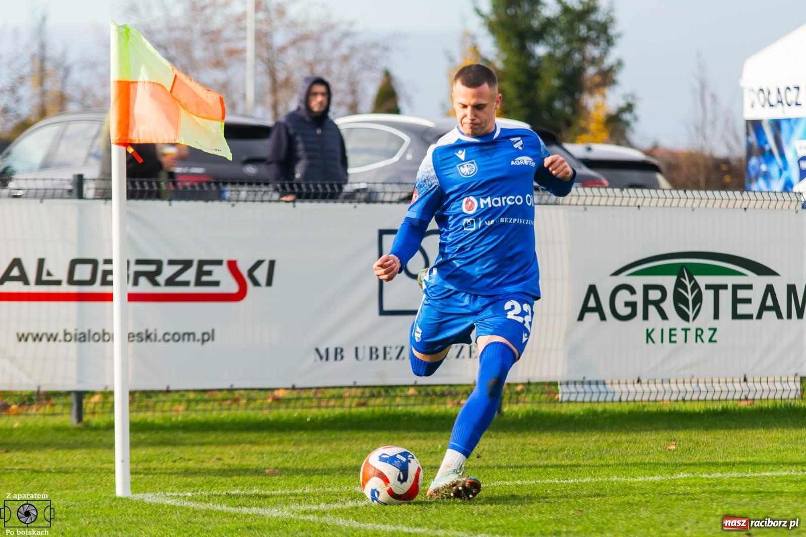 Zdjęcie w galerii na portalu naszraciborz.pl: Unia Racibórz pokonała Czarnych Gorzyce. Przy Srebrnej polała się krew! [FOTO i WIDEO] wiadomości z regionu