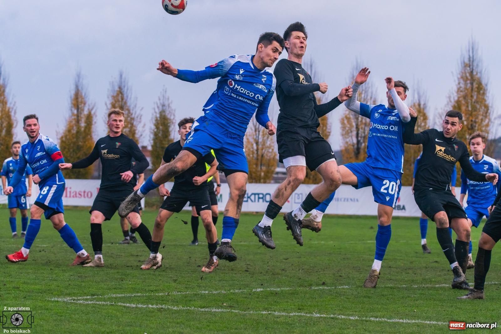 Zdjęcie w galerii na portalu naszraciborz.pl: Unia Racibórz pokonała Czarnych Gorzyce. Przy Srebrnej polała się krew! [FOTO i WIDEO] wiadomości z regionu