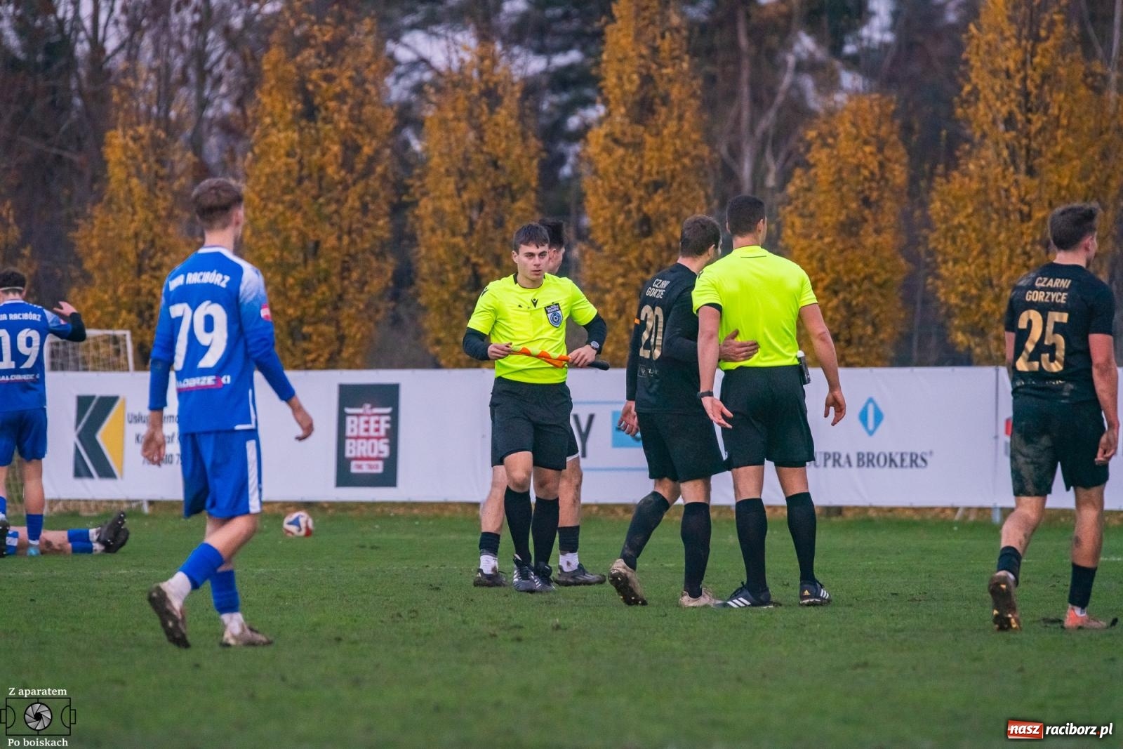 Zdjęcie w galerii na portalu naszraciborz.pl: Unia Racibórz pokonała Czarnych Gorzyce. Przy Srebrnej polała się krew! [FOTO i WIDEO] wiadomości z regionu