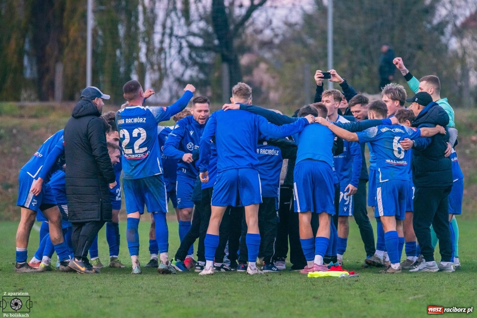 Zdjęcie w galerii na portalu naszraciborz.pl: Unia Racibórz pokonała Czarnych Gorzyce. Przy Srebrnej polała się krew! [FOTO i WIDEO] wiadomości z regionu