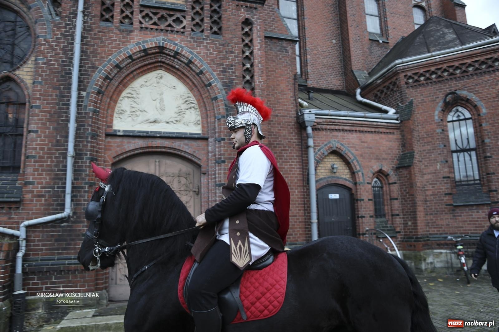 Zdjęcie w galerii na portalu naszraciborz.pl: Święty Marcin gościł u świętego Mikołaja na Starej Wsi [FOTO] wiadomości z regionu