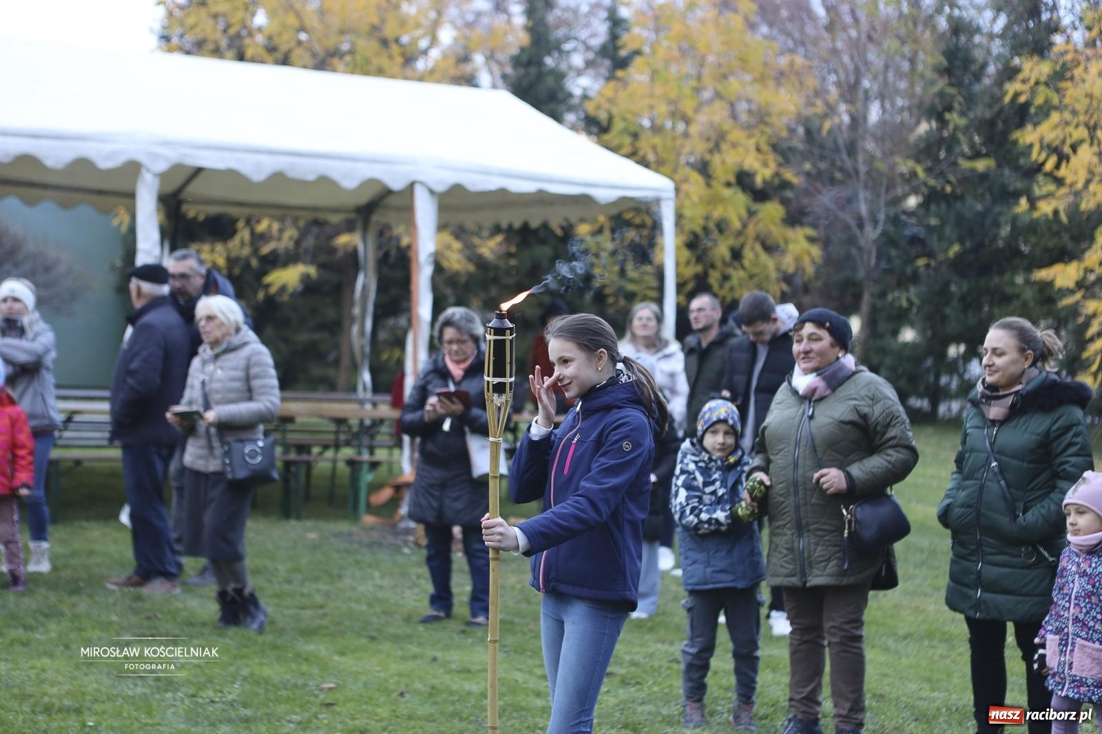 Zdjęcie w galerii na portalu naszraciborz.pl: Święty Marcin gościł u świętego Mikołaja na Starej Wsi [FOTO] wiadomości z regionu