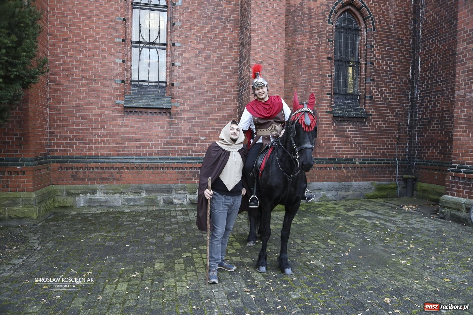 Zdjęcie w galerii na portalu naszraciborz.pl: Święty Marcin gościł u świętego Mikołaja na Starej Wsi [FOTO] wiadomości z regionu