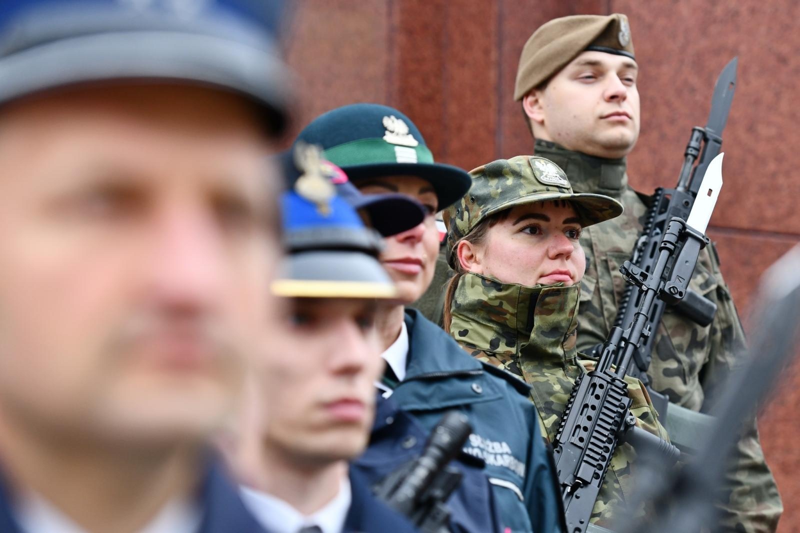 Zdjęcie w galerii na portalu naszraciborz.pl: Obchody 107. rocznicy odzyskania przez Polskę niepodległości wiadomości z regionu