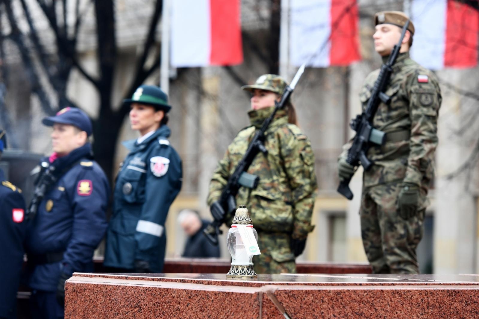 Zdjęcie w galerii na portalu naszraciborz.pl: Obchody 107. rocznicy odzyskania przez Polskę niepodległości wiadomości z regionu