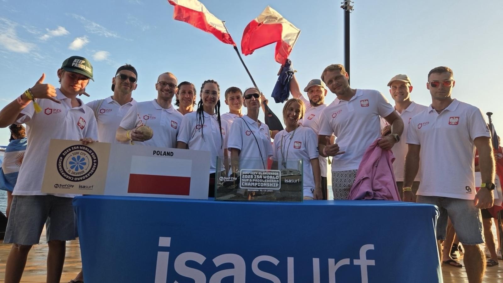 Zdjęcie w galerii na portalu naszraciborz.pl: Raciborzanie na mistrzostwach świata SUP ISA w Salwadorze wiadomości z regionu