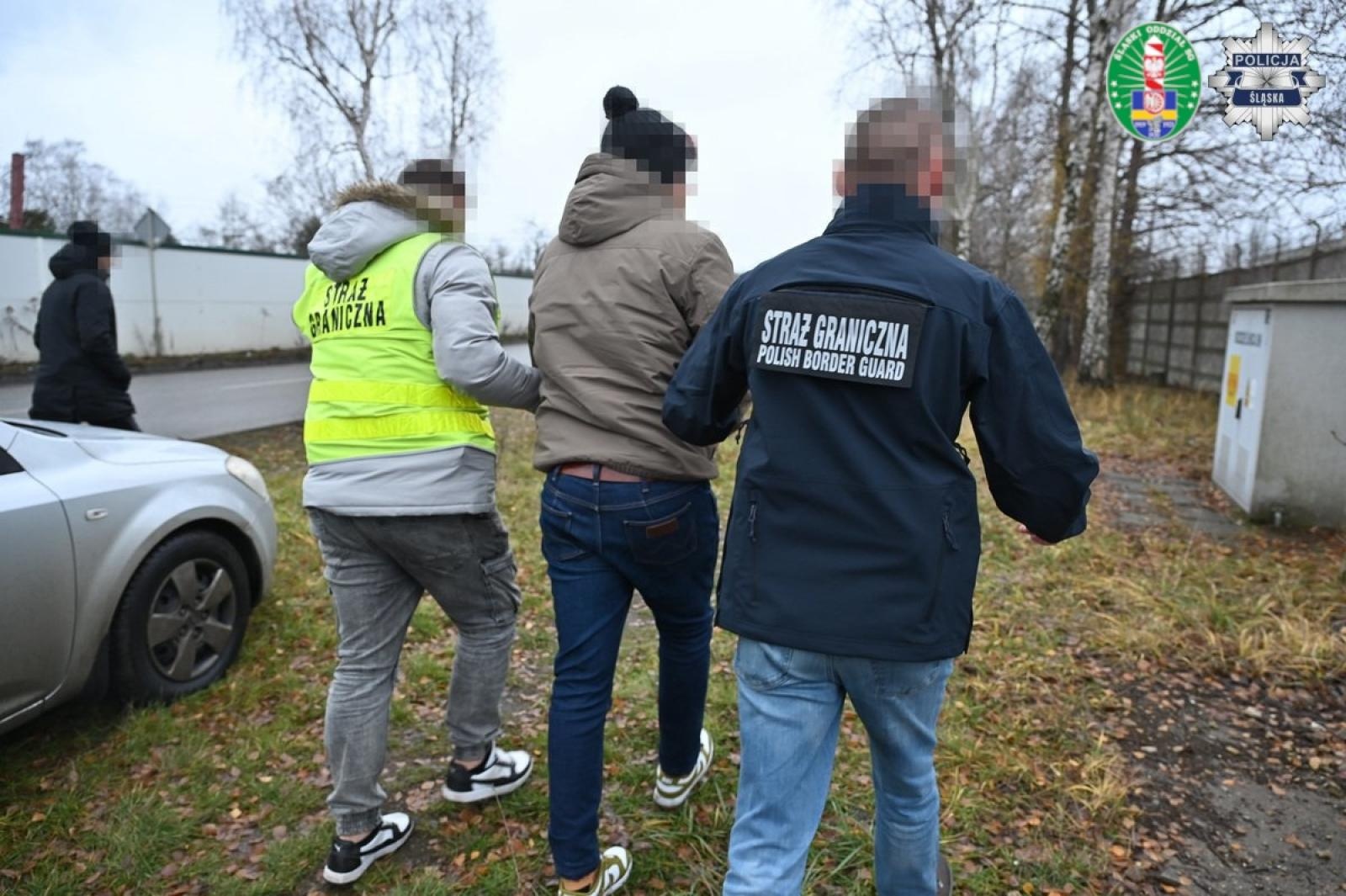 Zdjęcie w galerii na portalu naszraciborz.pl: Służby rozbiły gang przemycający marihuanę z USA do Polski i Czech wiadomości z regionu