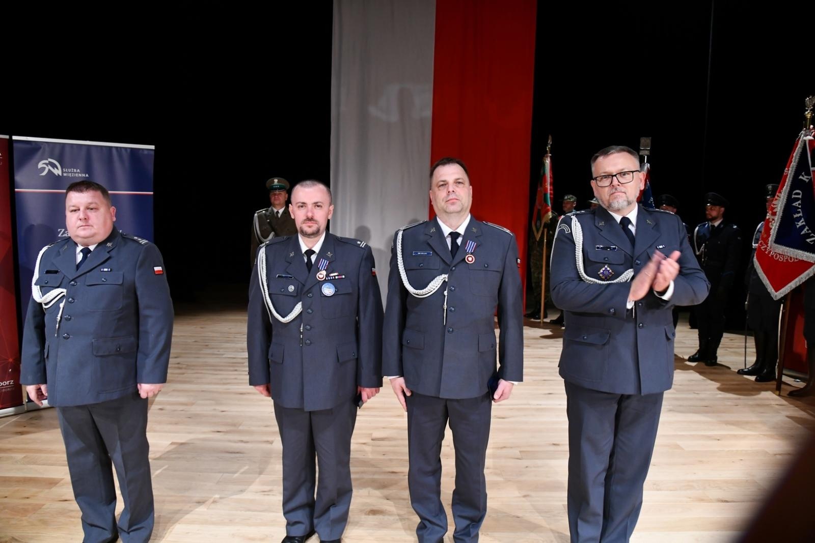 Zdjęcie w galerii na portalu naszraciborz.pl: Uroczystość z okazji Narodowego Święta Niepodległości w RCK. Wspólna inicjatywa służb mundurowych wiadomości z regionu