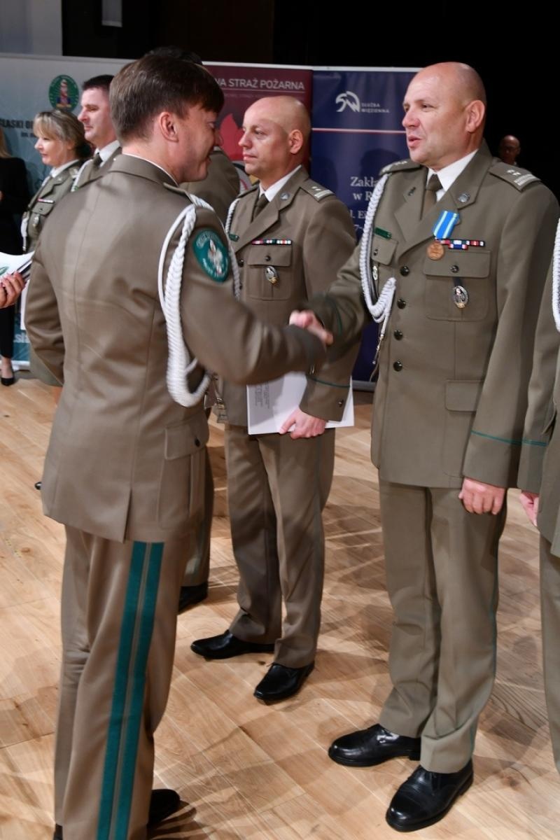 Zdjęcie w galerii na portalu naszraciborz.pl: Uroczystość z okazji Narodowego Święta Niepodległości w RCK. Wspólna inicjatywa służb mundurowych wiadomości z regionu