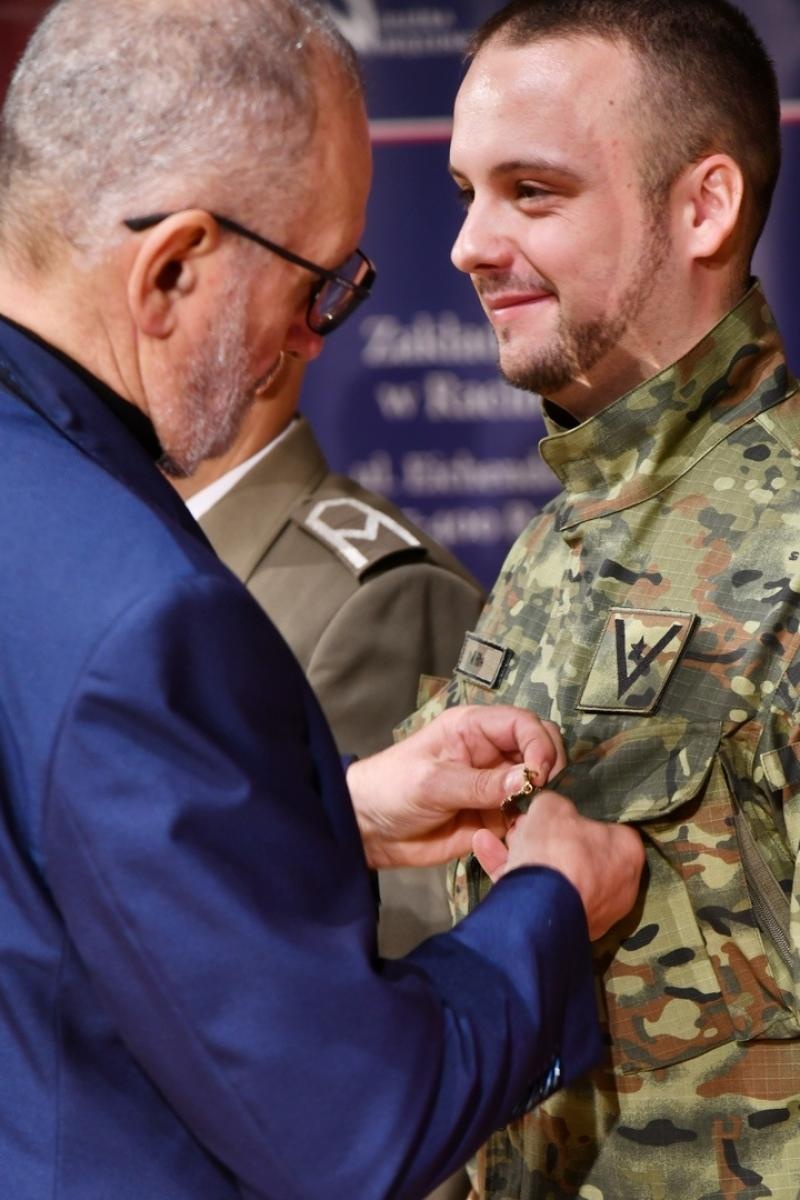 Zdjęcie w galerii na portalu naszraciborz.pl: Uroczystość z okazji Narodowego Święta Niepodległości w RCK. Wspólna inicjatywa służb mundurowych wiadomości z regionu