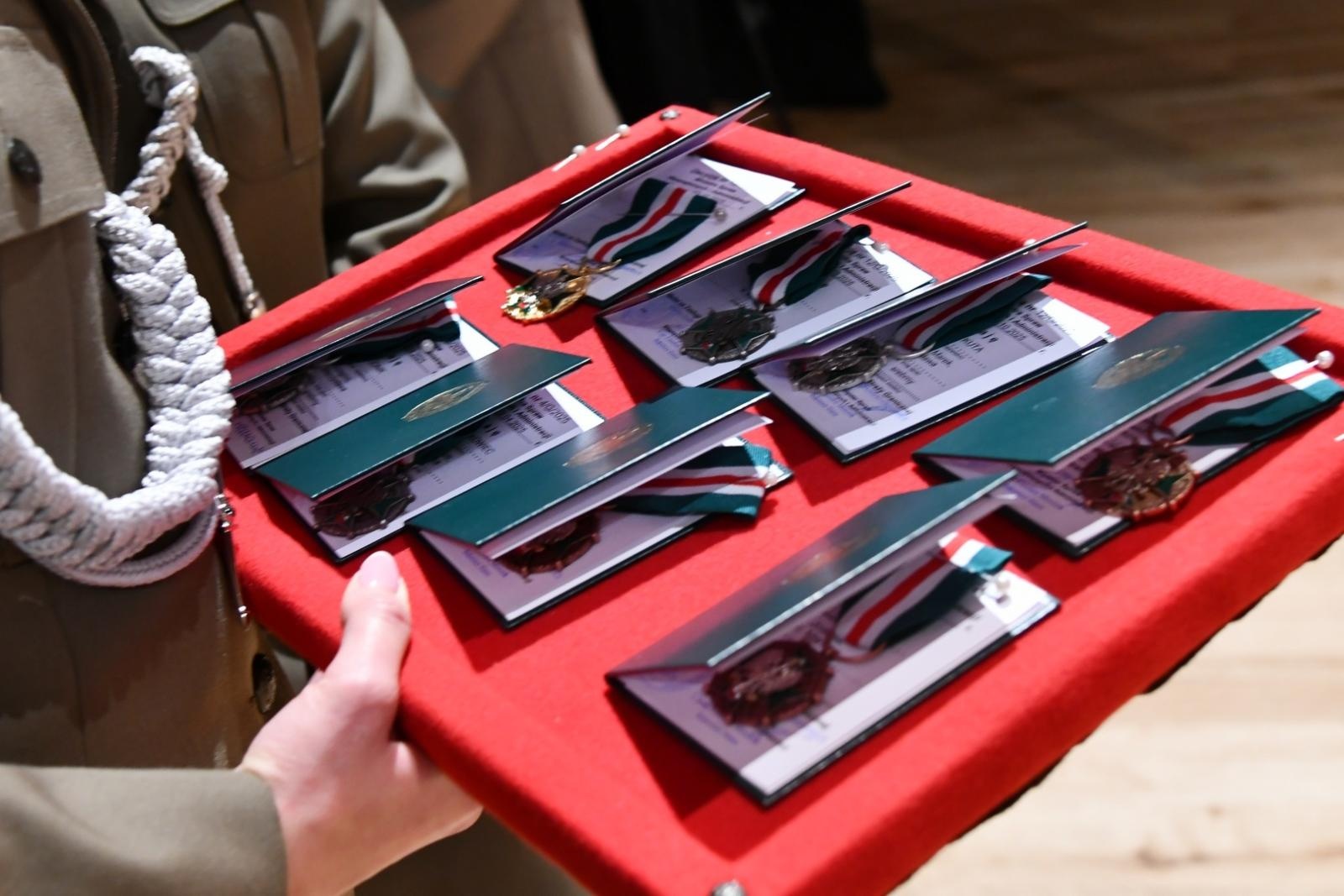 Zdjęcie w galerii na portalu naszraciborz.pl: Uroczystość z okazji Narodowego Święta Niepodległości w RCK. Wspólna inicjatywa służb mundurowych wiadomości z regionu