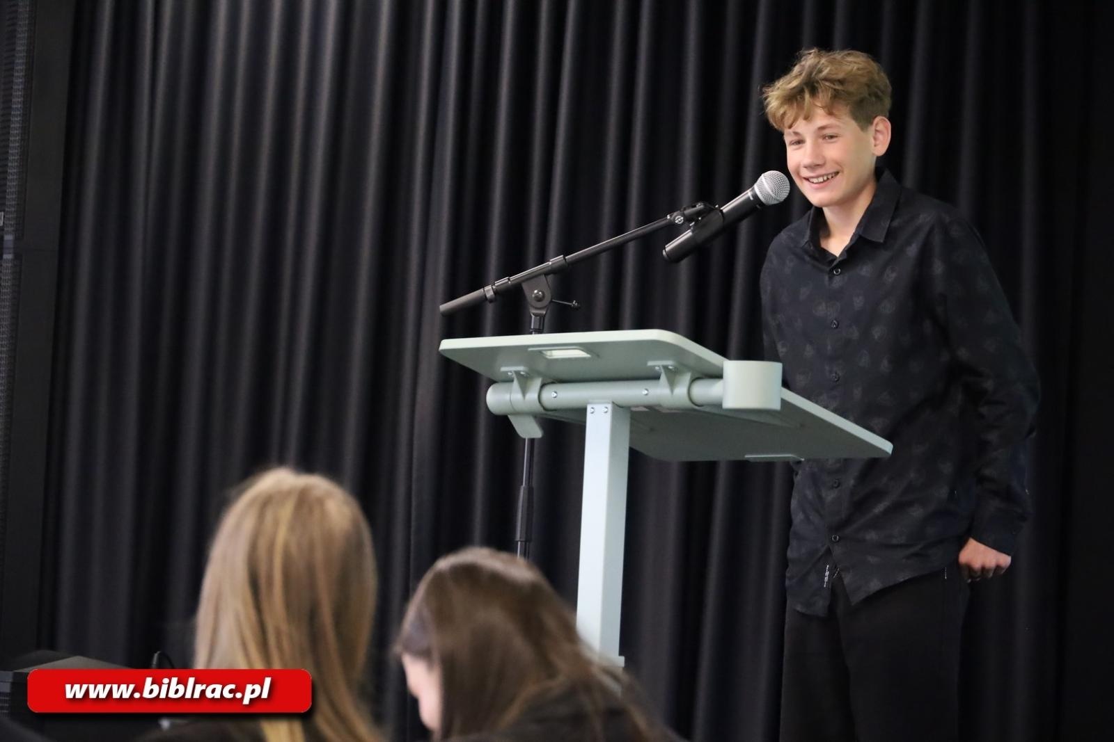 Zdjęcie w galerii na portalu naszraciborz.pl: Głos ucznia w szkole – debata na Stacji Młodych wiadomości z regionu