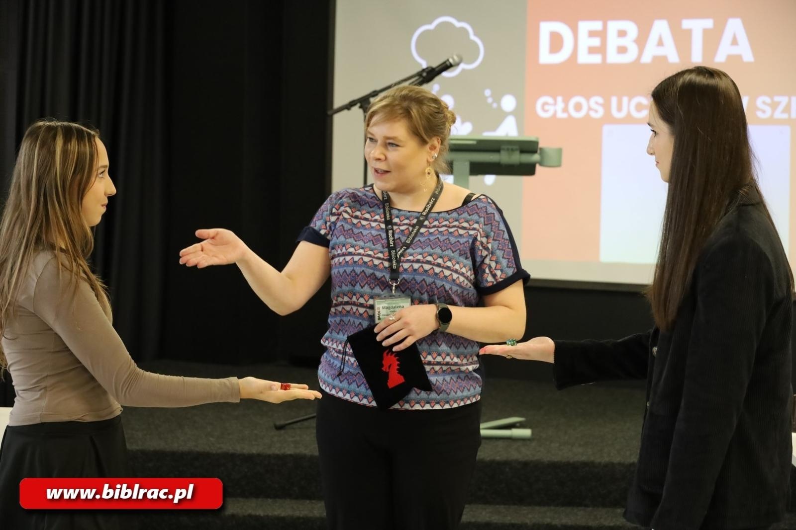 Zdjęcie w galerii na portalu naszraciborz.pl: Głos ucznia w szkole – debata na Stacji Młodych wiadomości z regionu