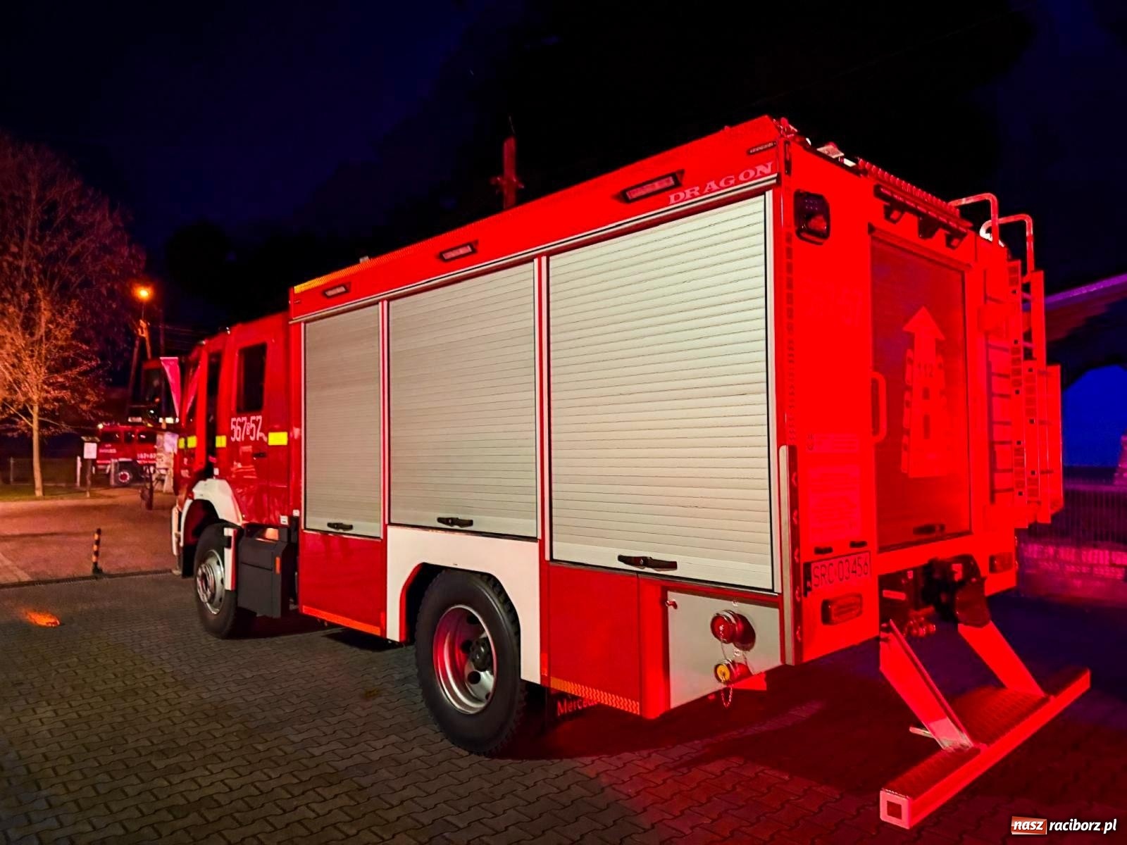Zdjęcie w galerii na portalu naszraciborz.pl: Nowy wóz bojowy dla OSP Owsiszcze już na miejscu [FOTO i WIDEO] wiadomości z regionu