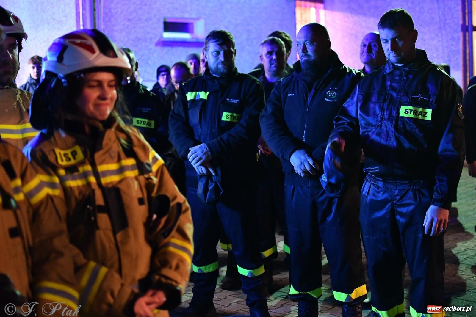 Zdjęcie w galerii na portalu naszraciborz.pl: Nowy wóz bojowy dla OSP Owsiszcze już na miejscu [FOTO i WIDEO] wiadomości z regionu