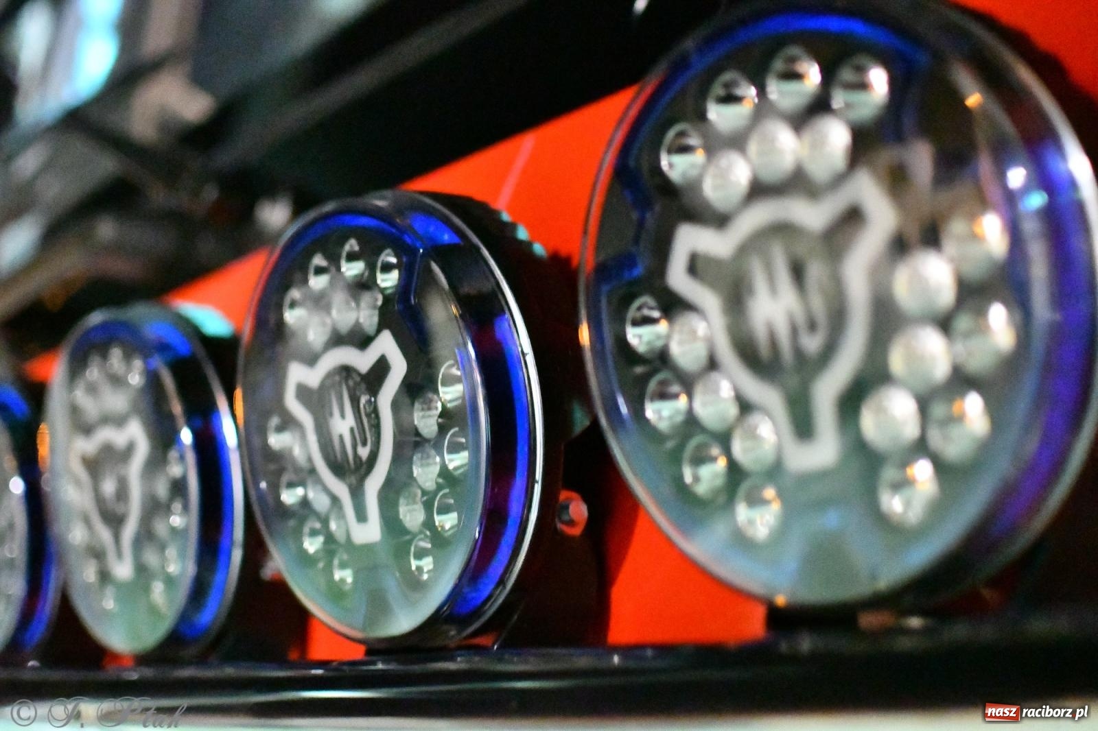 Zdjęcie w galerii na portalu naszraciborz.pl: Nowy wóz bojowy dla OSP Owsiszcze już na miejscu [FOTO i WIDEO] wiadomości z regionu