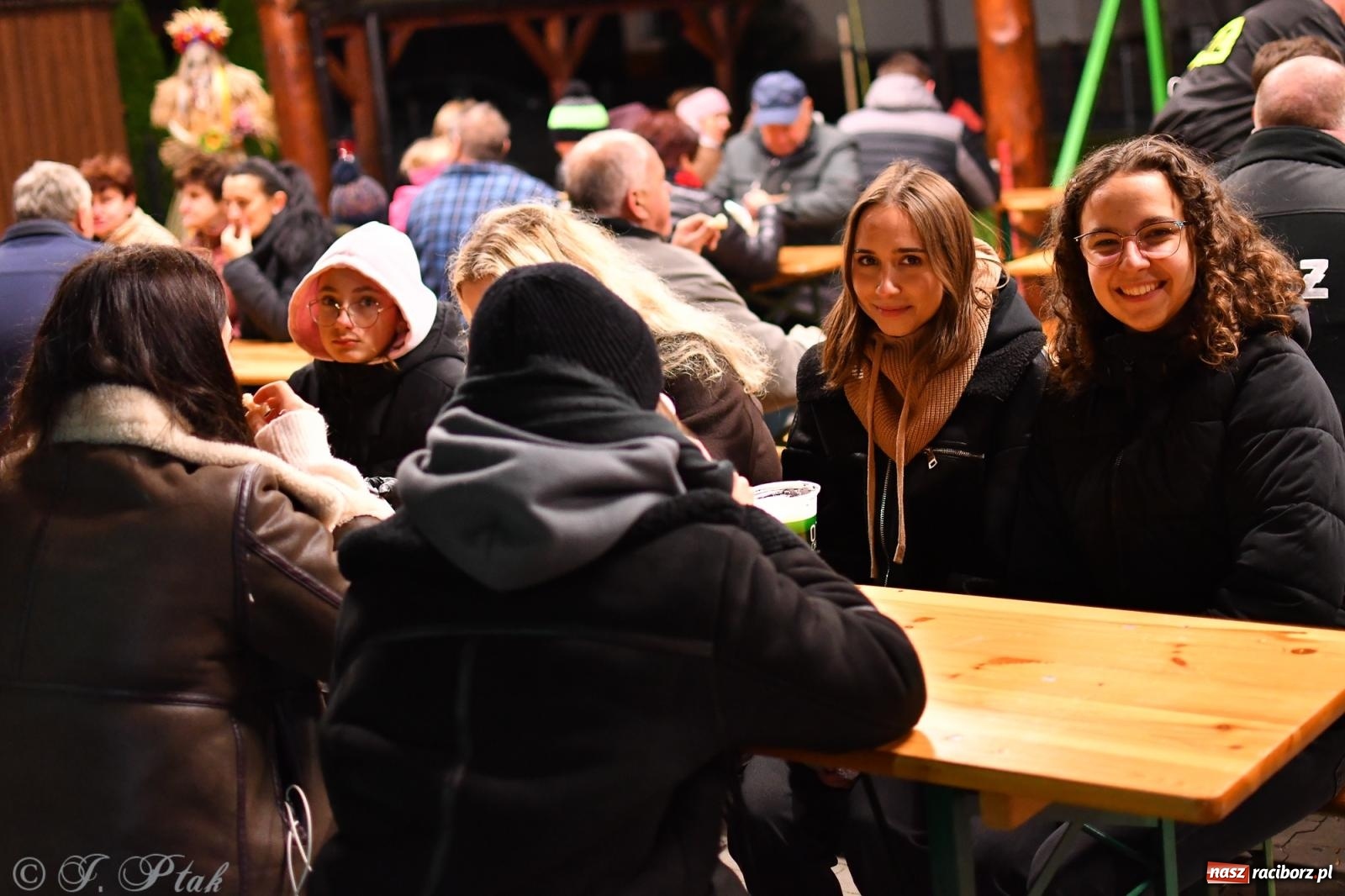 Zdjęcie w galerii na portalu naszraciborz.pl: Nowy wóz bojowy dla OSP Owsiszcze już na miejscu [FOTO i WIDEO] wiadomości z regionu