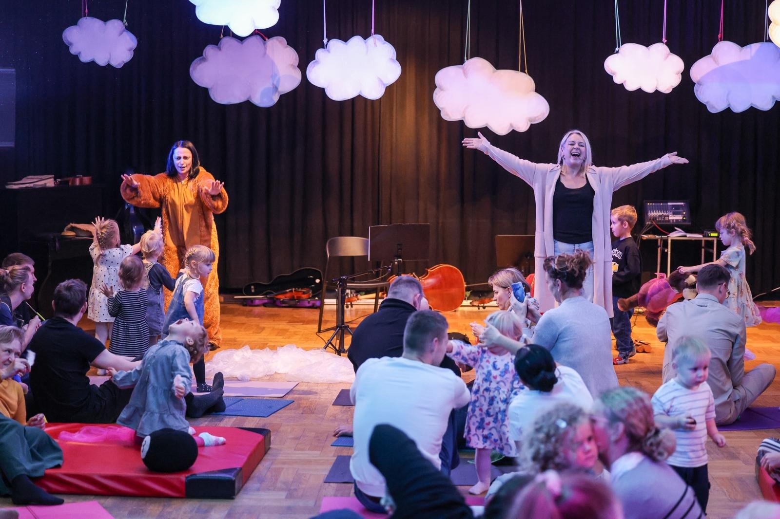 Zdjęcie w galerii na portalu naszraciborz.pl: Maluchy w Krainie Dźwięku zagrają dla najmłodszych o zielonym smoku wiadomości z regionu