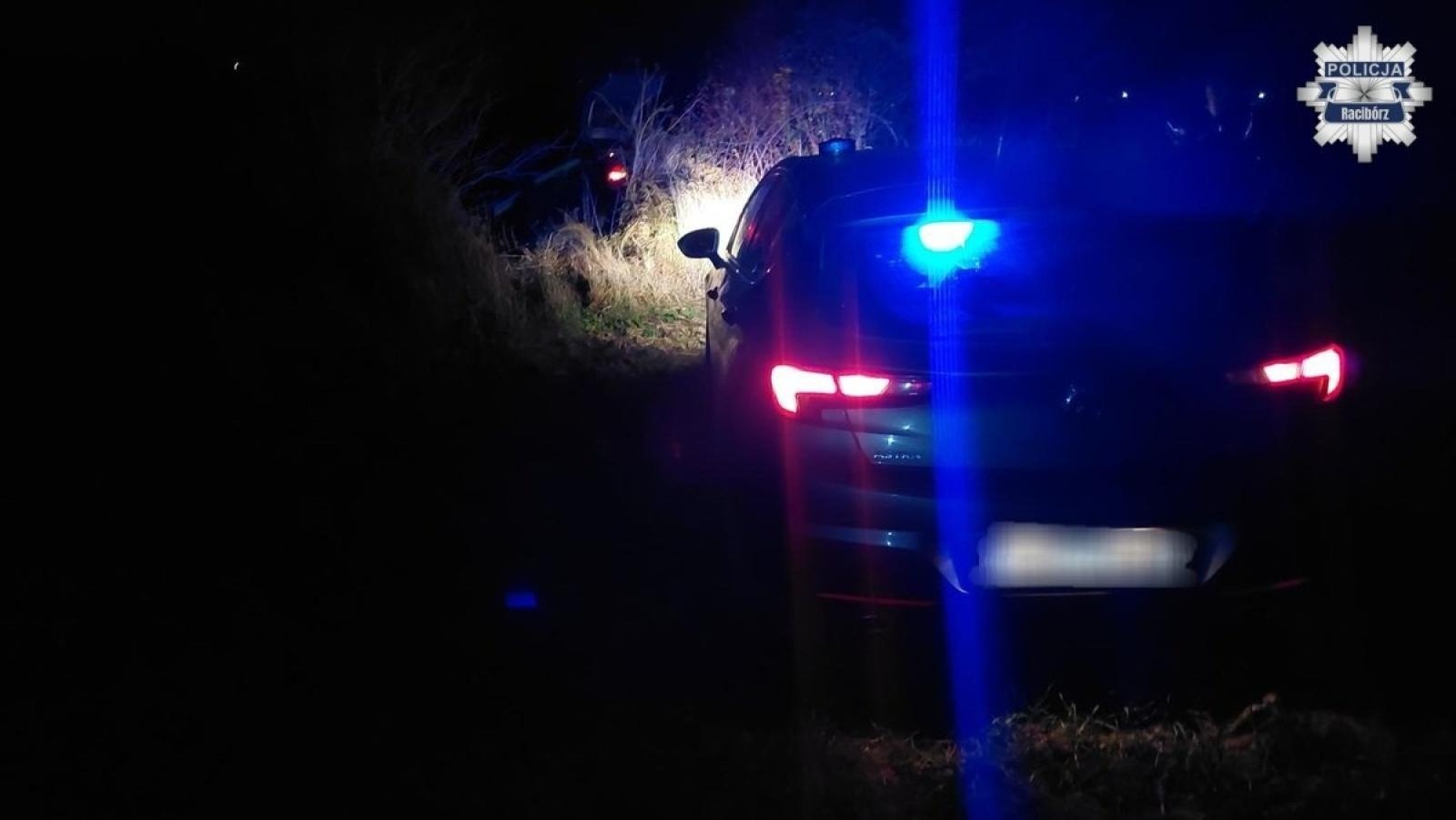 Zdjęcie w galerii na portalu naszraciborz.pl: Nocna akcja policji w rejonie zbiornika Raciborza. Desperacka ucieczka 33-latka [WIDEO] wiadomości z regionu