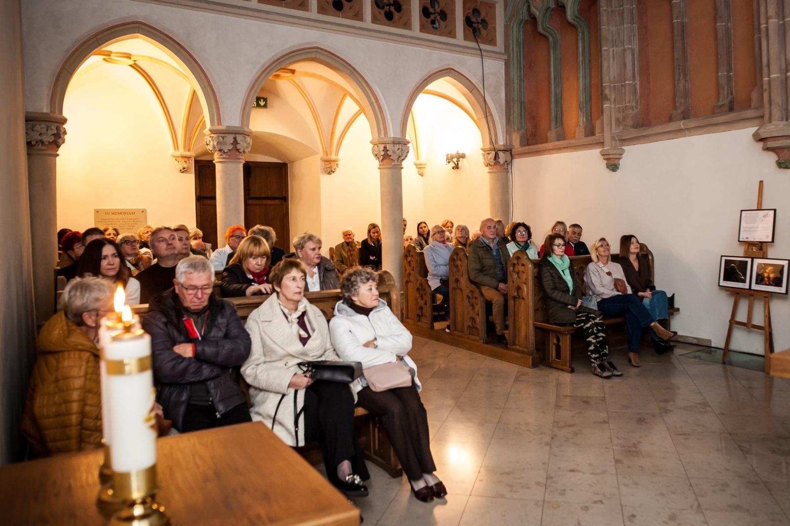 Zdjęcie w galerii na portalu naszraciborz.pl: Historyczne wieczory na Zamku Piastowskim z kompletem publiczności [FOTO i WIDEO] wiadomości z regionu