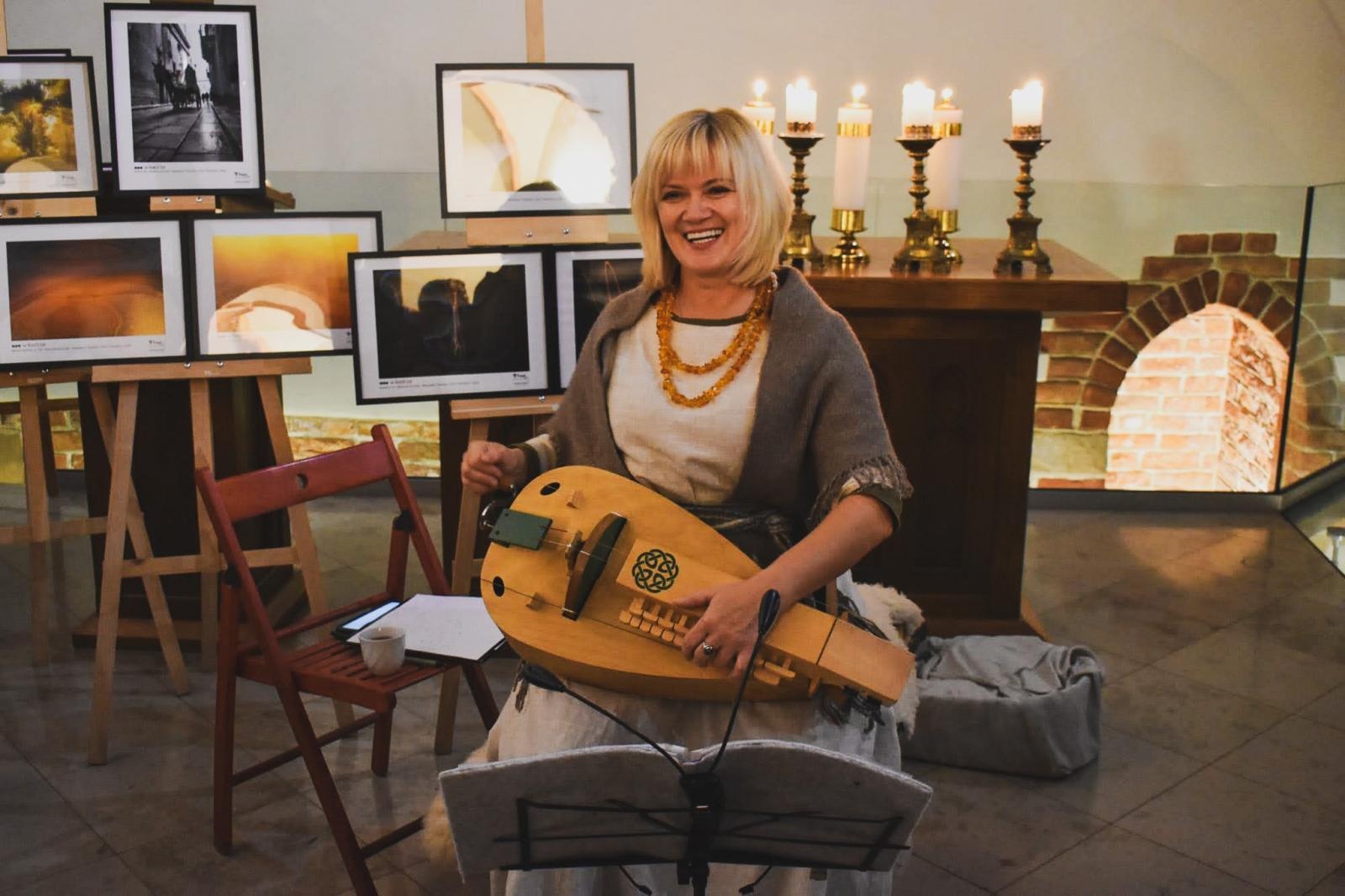 Zdjęcie w galerii na portalu naszraciborz.pl: Historyczne wieczory na Zamku Piastowskim z kompletem publiczności [FOTO i WIDEO] wiadomości z regionu