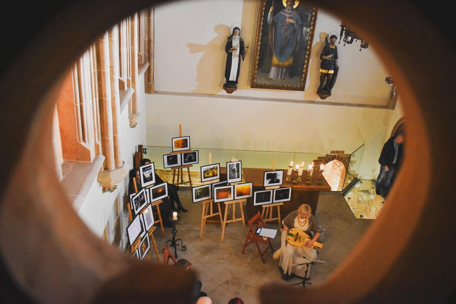 Zdjęcie w galerii na portalu naszraciborz.pl: Historyczne wieczory na Zamku Piastowskim z kompletem publiczności [FOTO i WIDEO] wiadomości z regionu