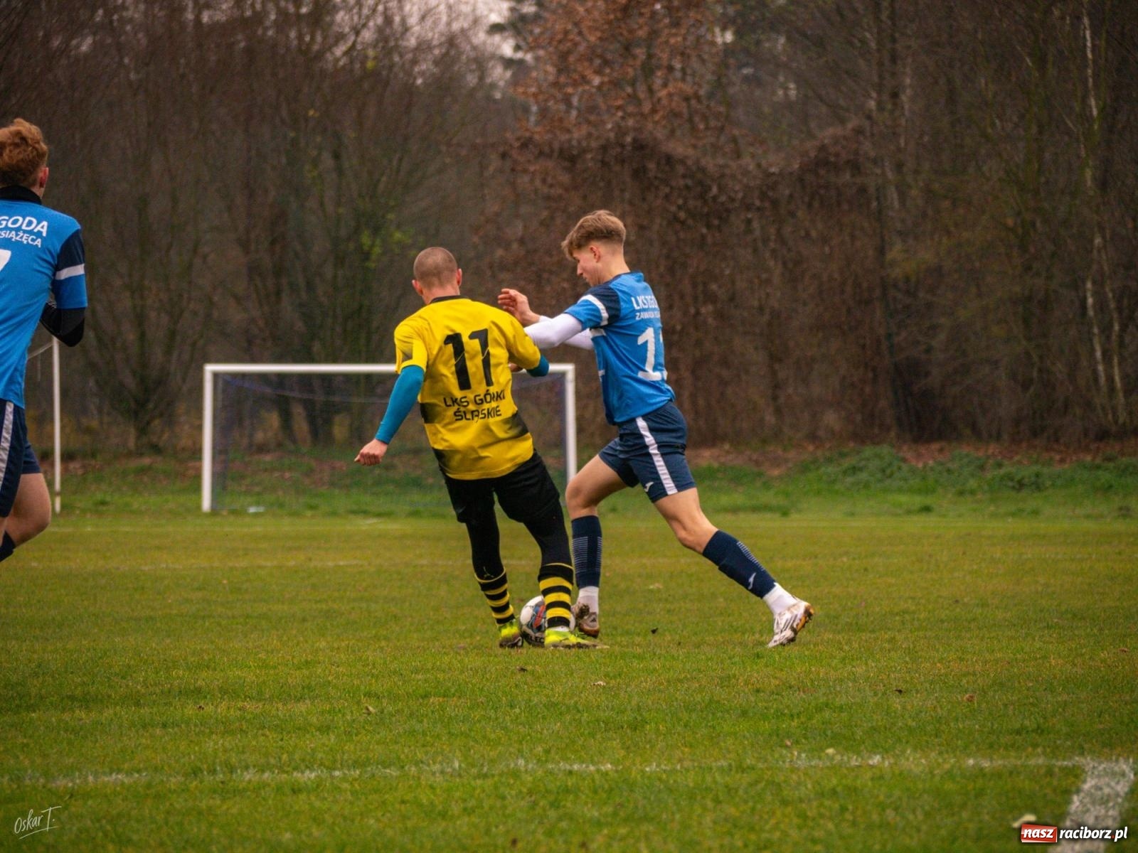 Zdjęcie w galerii na portalu naszraciborz.pl: Pięć goli i oprawa rodem z wyższej ligi. Derby w Górkach Śląskich pełne emocji [FOTO] wiadomości z regionu