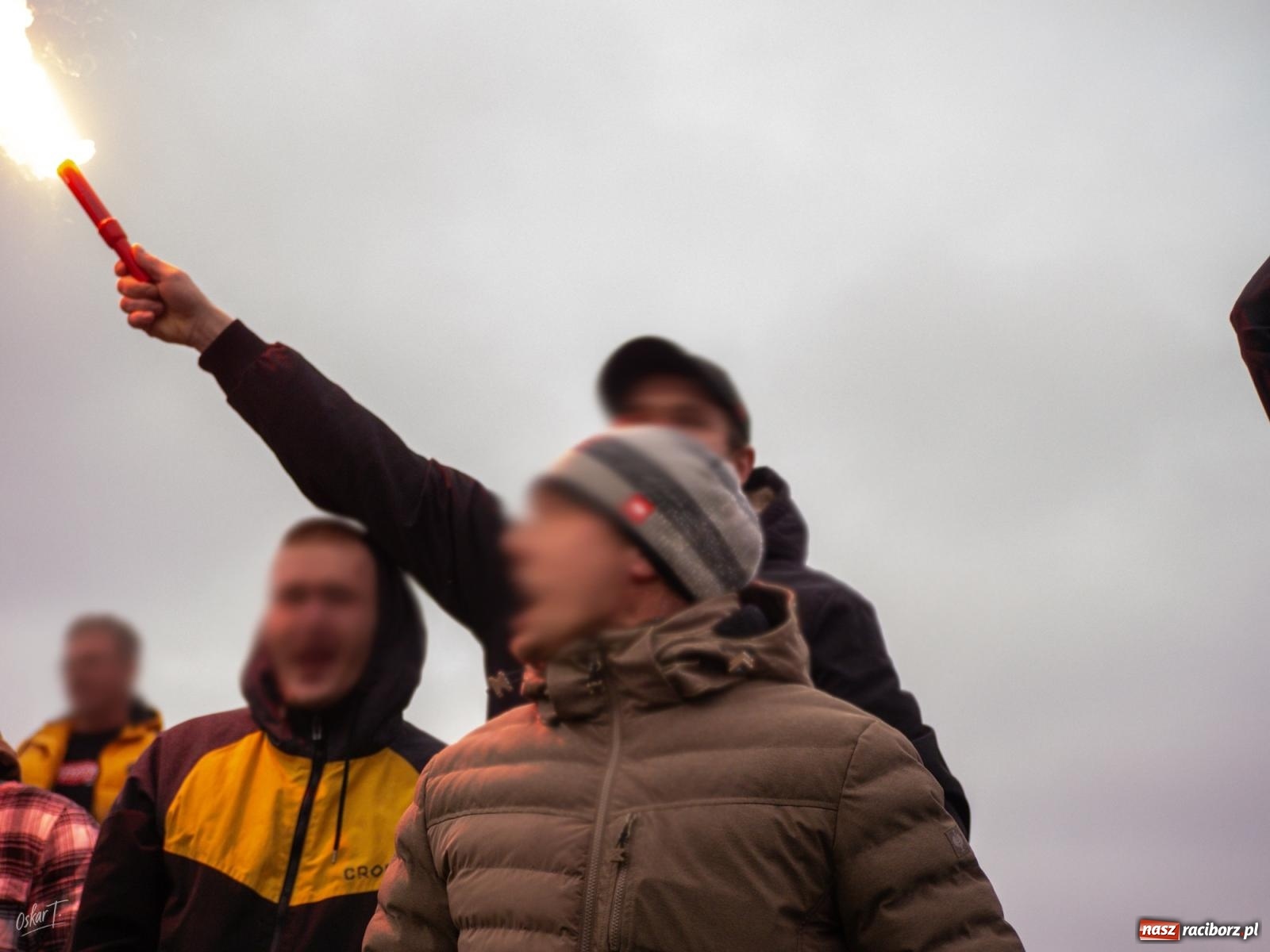 Zdjęcie w galerii na portalu naszraciborz.pl: Pięć goli i oprawa rodem z wyższej ligi. Derby w Górkach Śląskich pełne emocji [FOTO] wiadomości z regionu