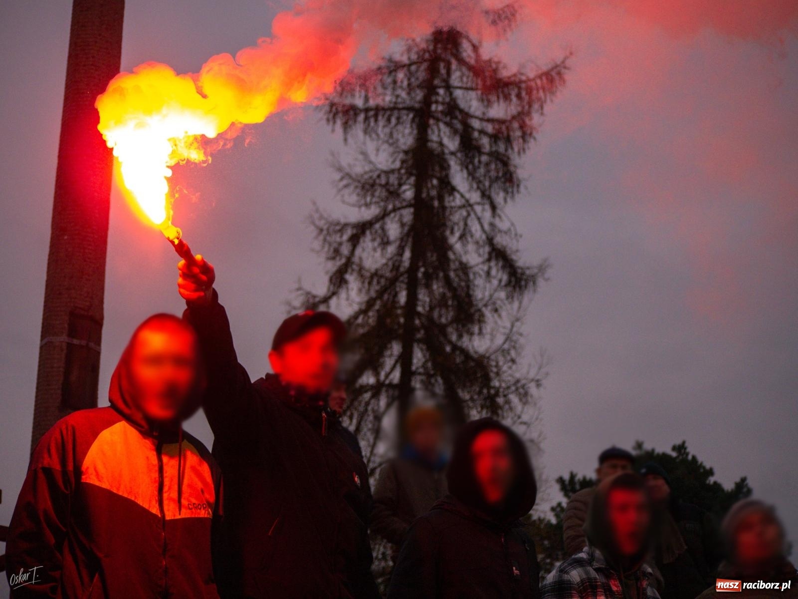 Zdjęcie w galerii na portalu naszraciborz.pl: Pięć goli i oprawa rodem z wyższej ligi. Derby w Górkach Śląskich pełne emocji [FOTO] wiadomości z regionu