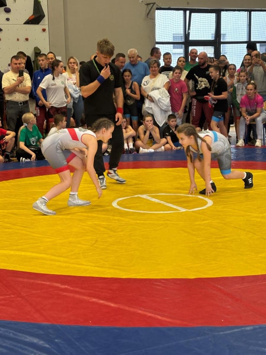 Zdjęcie w galerii na portalu naszraciborz.pl: Mistrzostwa Śląska Dzieci w zapasach w Grzegorzowicach wiadomości z regionu