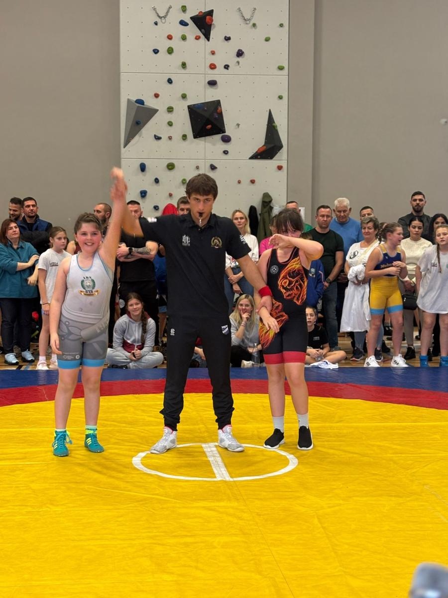 Zdjęcie w galerii na portalu naszraciborz.pl: Mistrzostwa Śląska Dzieci w zapasach w Grzegorzowicach wiadomości z regionu