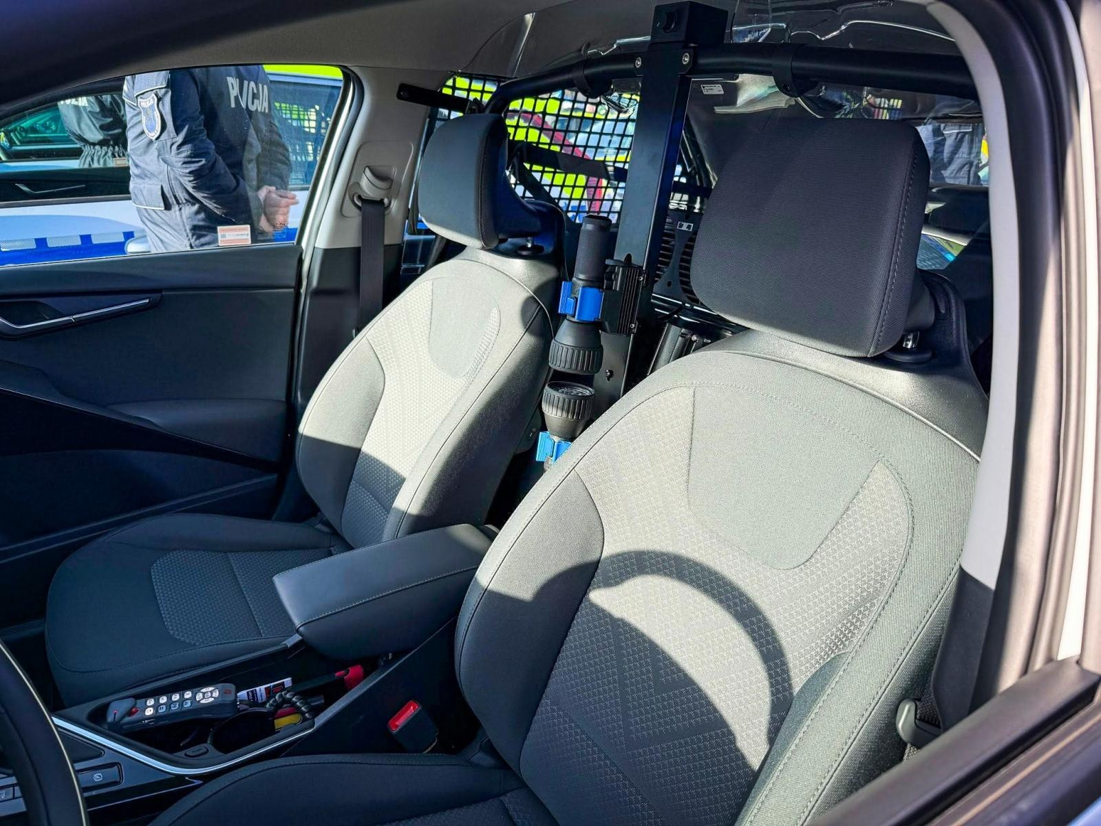 Zdjęcie w galerii na portalu naszraciborz.pl: Nowe radiowozy dla śląskiej policji, w tym garnizonu raciborskiego wiadomości z regionu