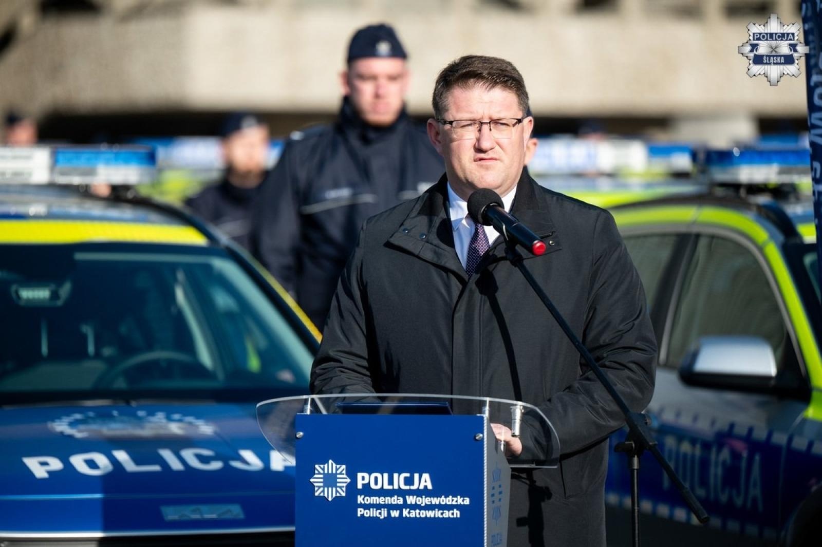 Zdjęcie w galerii na portalu naszraciborz.pl: Nowe radiowozy dla śląskiej policji, w tym garnizonu raciborskiego wiadomości z regionu