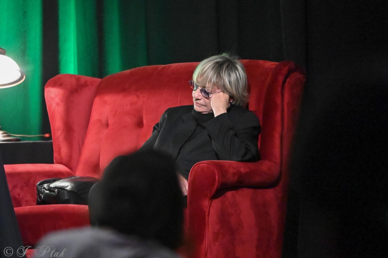 Zdjęcie w galerii na portalu naszraciborz.pl: Ewa Lipska gościem specjalnym promocji 42. Almanachu Prowincjonalnego wiadomości z regionu