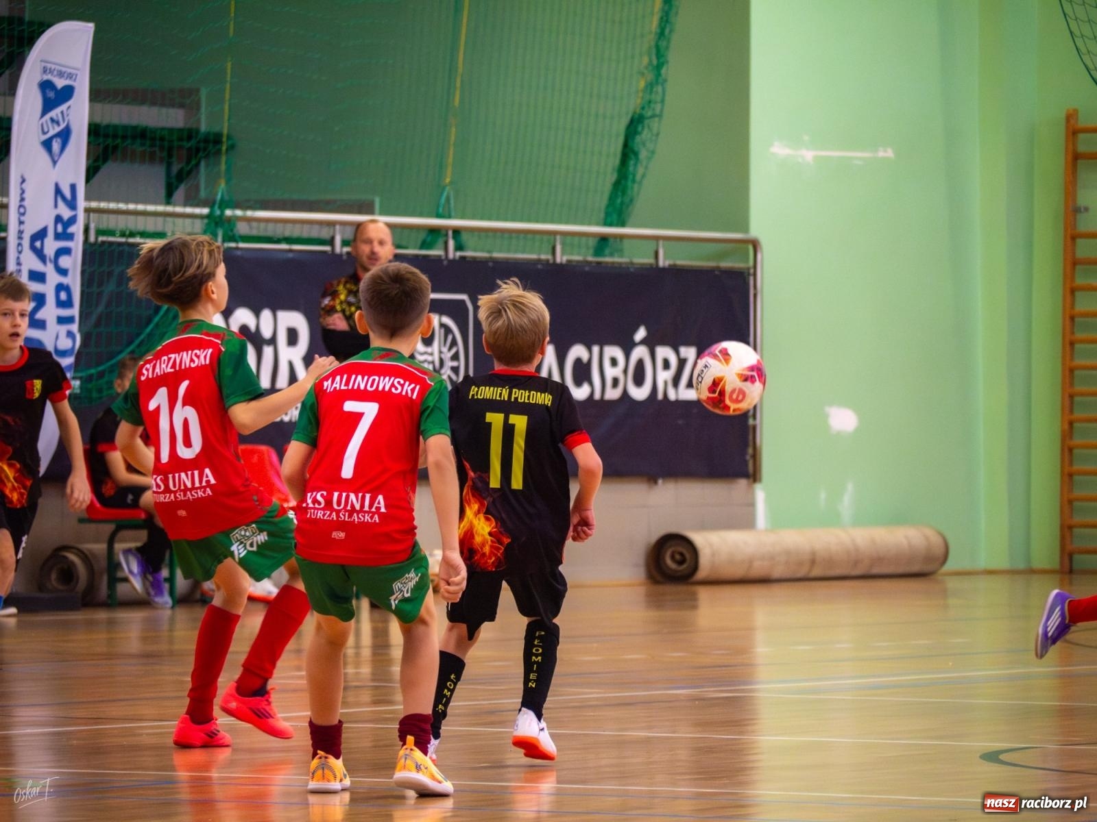 Zdjęcie w galerii na portalu naszraciborz.pl: Turniejowe zmagania w hali przy Łąkowej. Unia Turza Śląska najlepsza  [FOTO] wiadomości z regionu