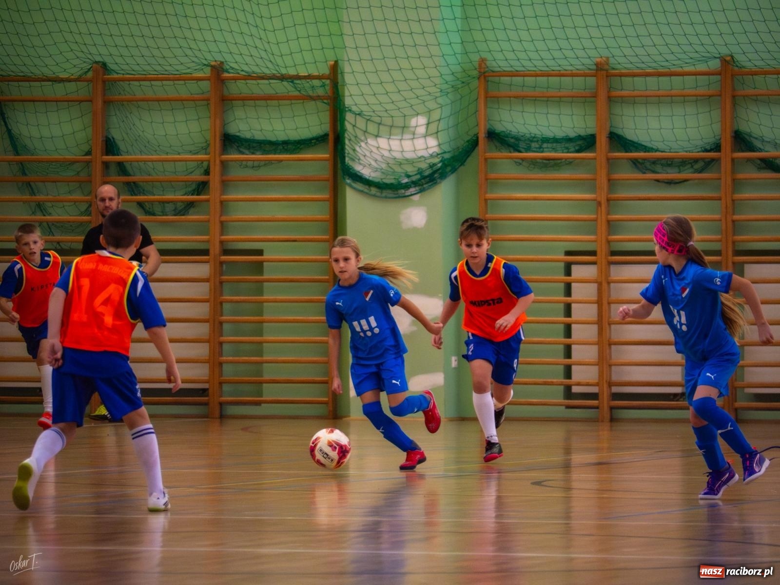 Zdjęcie w galerii na portalu naszraciborz.pl: Turniejowe zmagania w hali przy Łąkowej. Unia Turza Śląska najlepsza  [FOTO] wiadomości z regionu